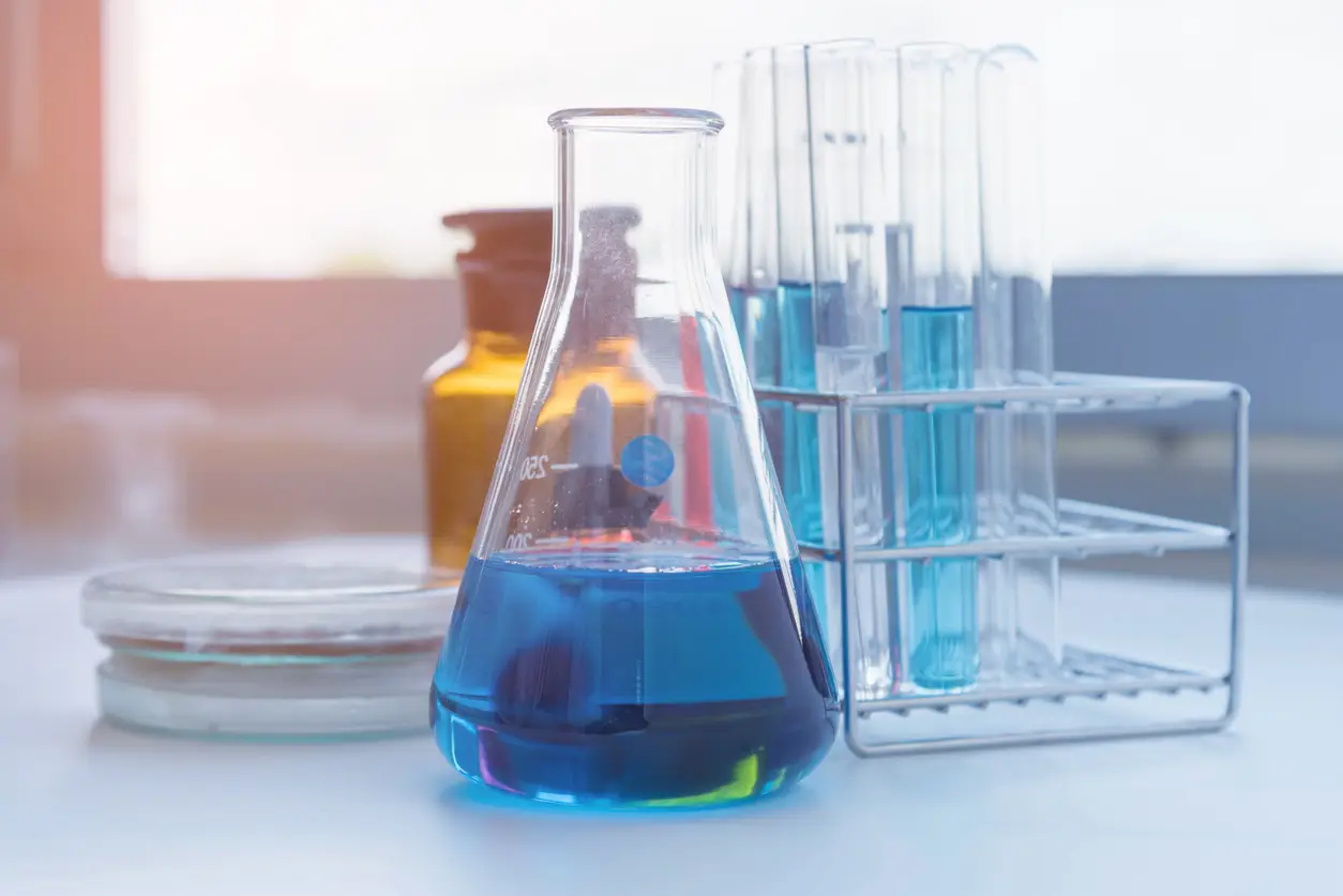 Vybavenie a vedecké experimenty